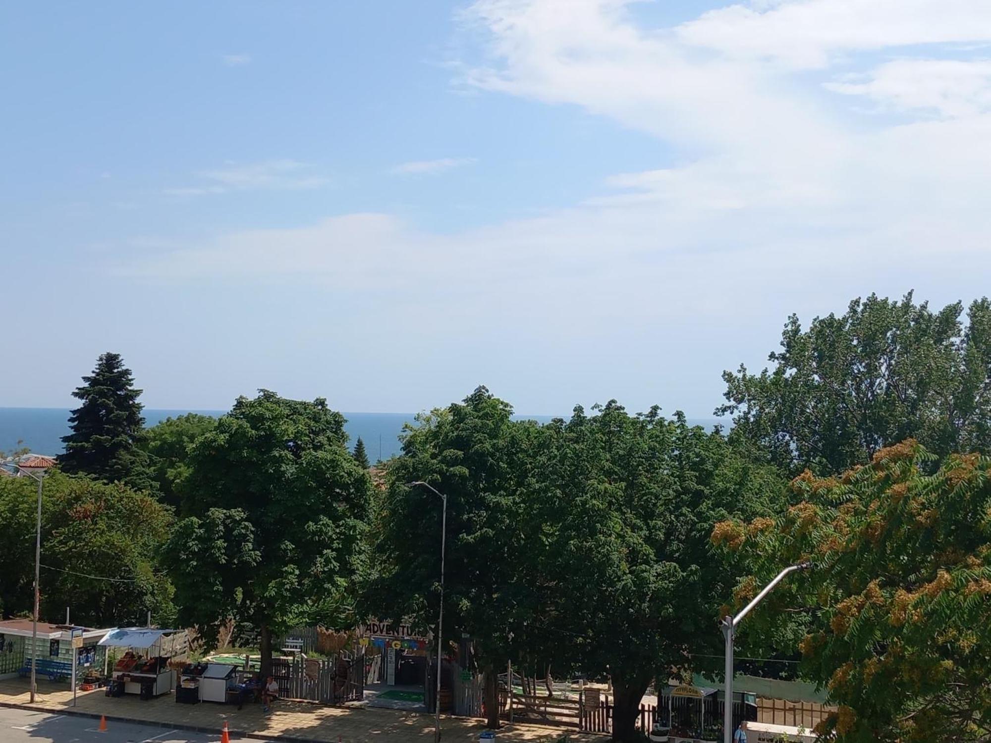 Private Apartments In White Rock Castle بالشيك المظهر الخارجي الصورة